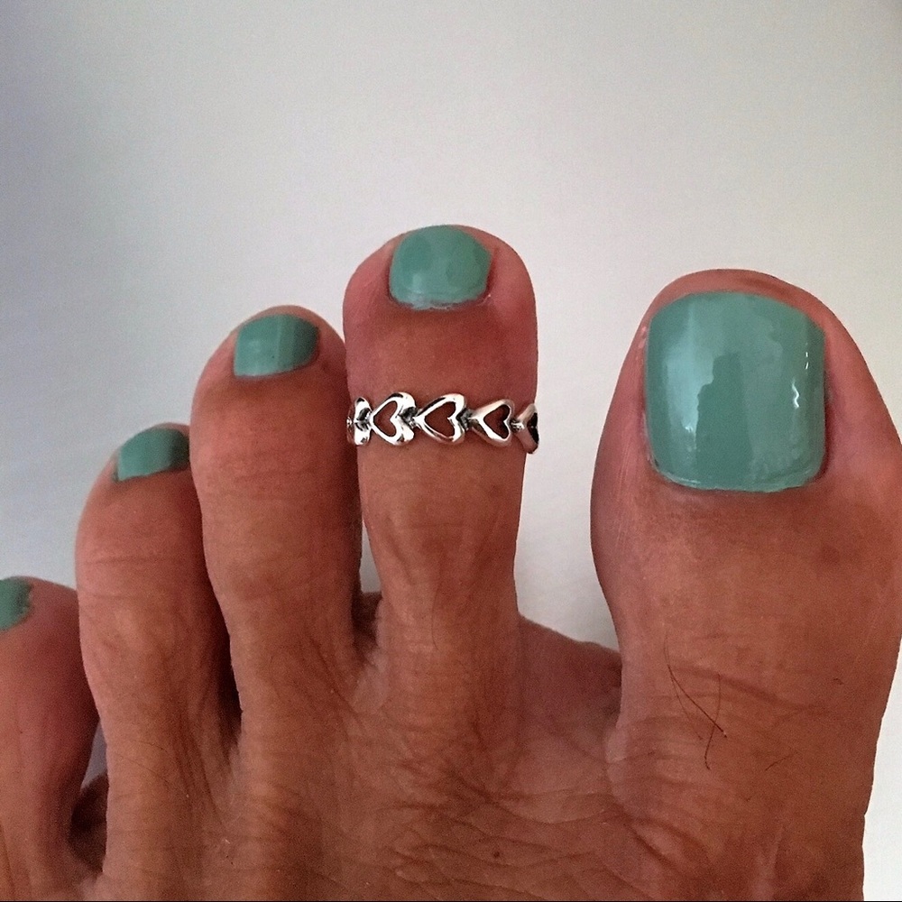 Sterling Silver Sideways Hearts Toe Ring